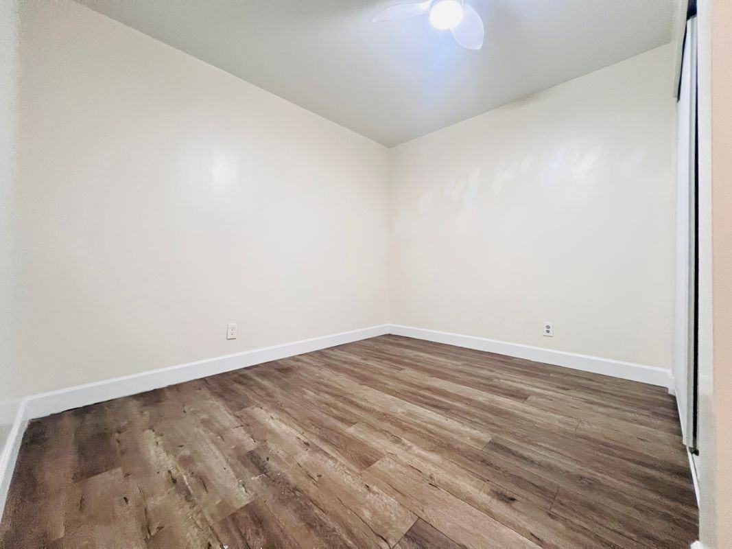 3835 Whittier Blvd ##4 - Photo 4 of 22