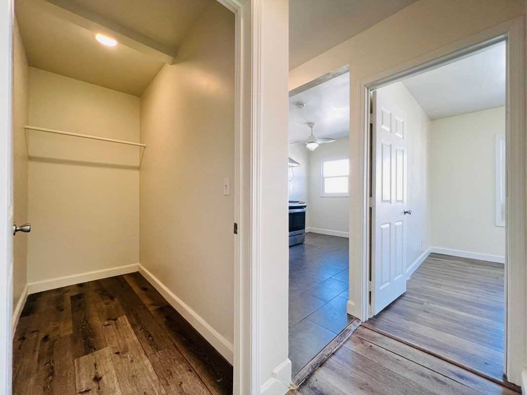 3835 Whittier Blvd ##4 - Photo 7 of 22