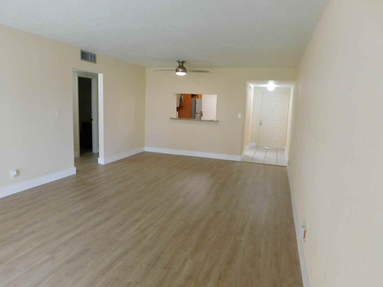 11252 Taft Street - Photo 6 of 40