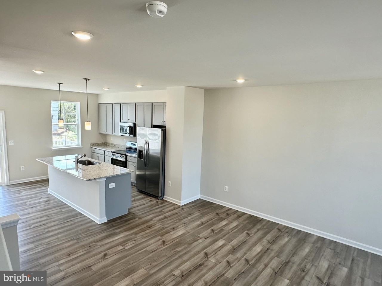 35 Gray Silver Rd - Photo 3 of 22