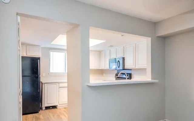 Woodwind Irving - Photo 3 of 55