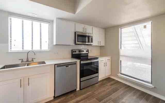 Woodwind Irving - Photo 2 of 55