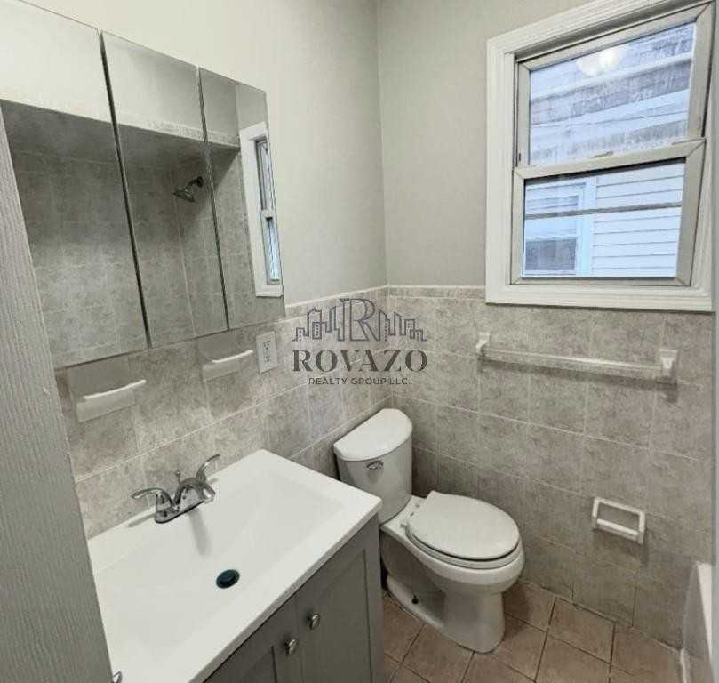 424 Scotland Road #2 - Photo 3 of 8