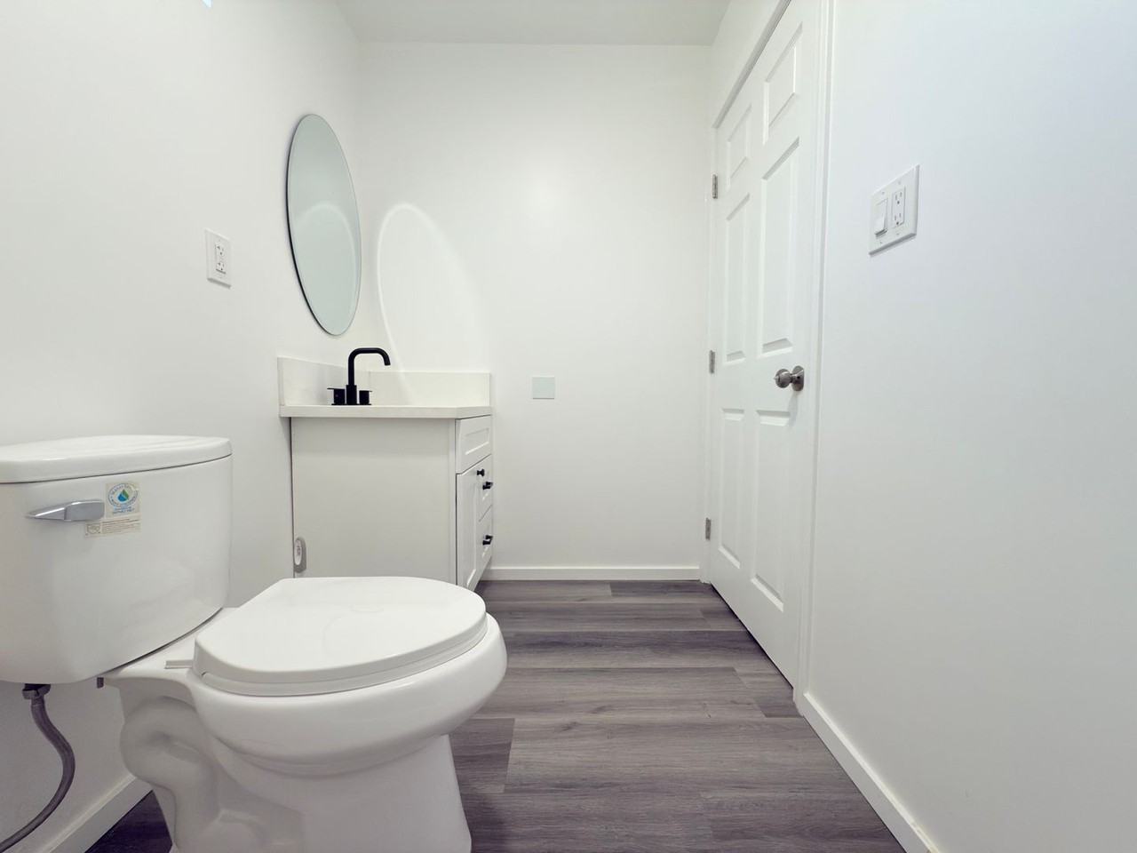 639 Griffith St - Photo 6 of 7