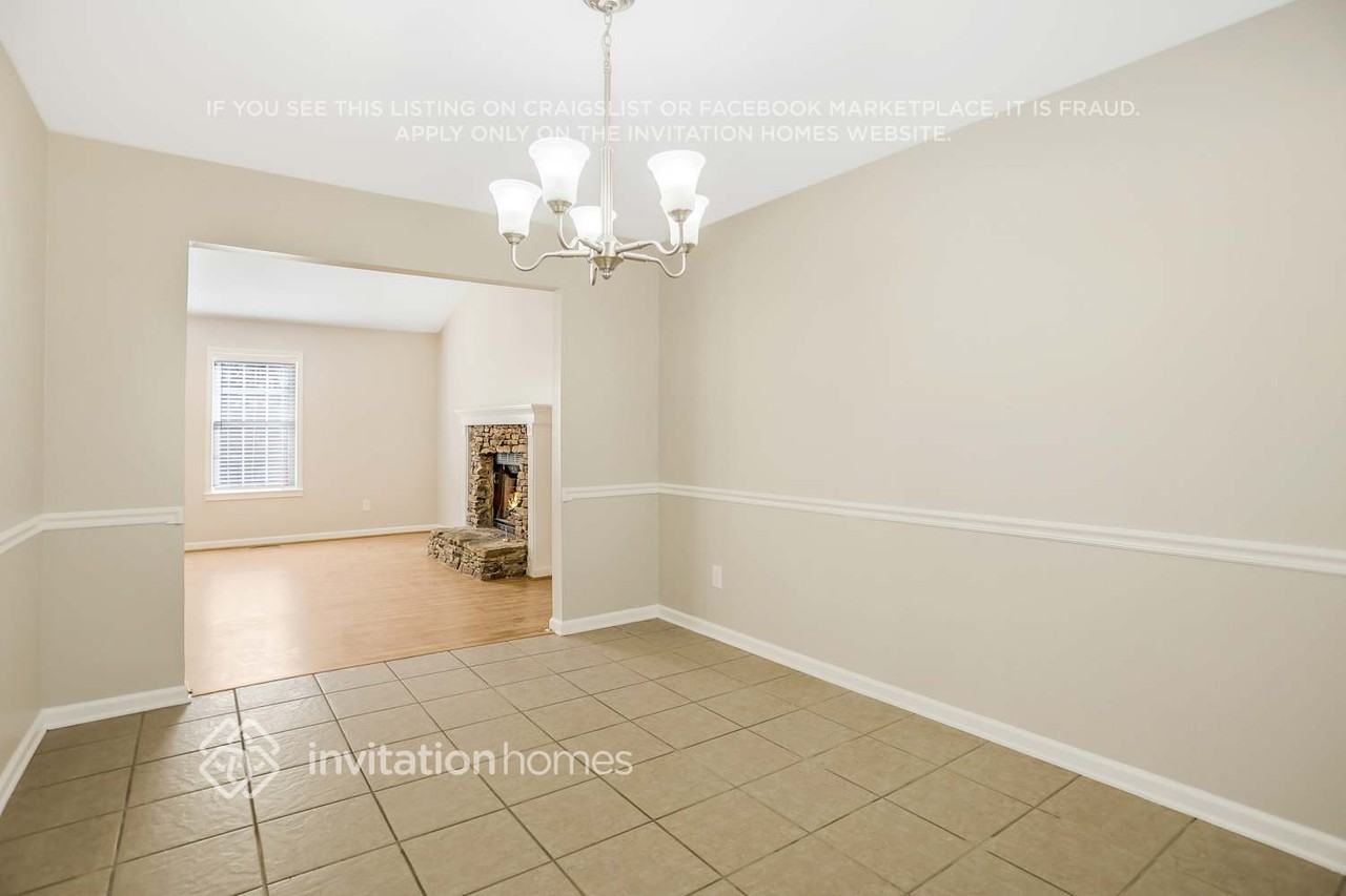 729 Country Lake Ct - Photo 7 of 19