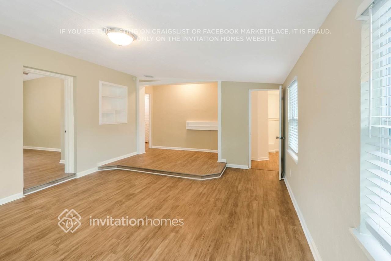 5205 10th Ave S - Photo 3 of 15