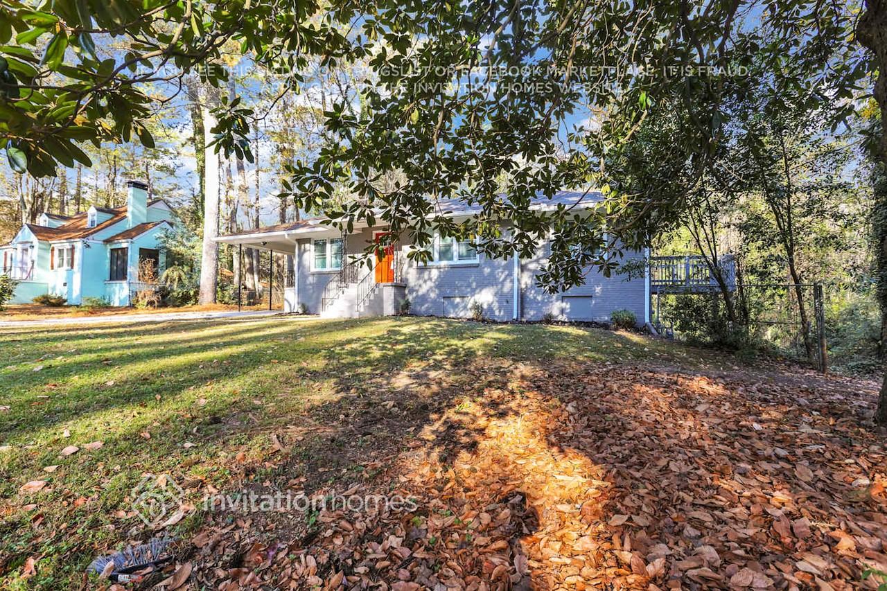 1843 Campbellton Rd Sw - Photo 5 of 26