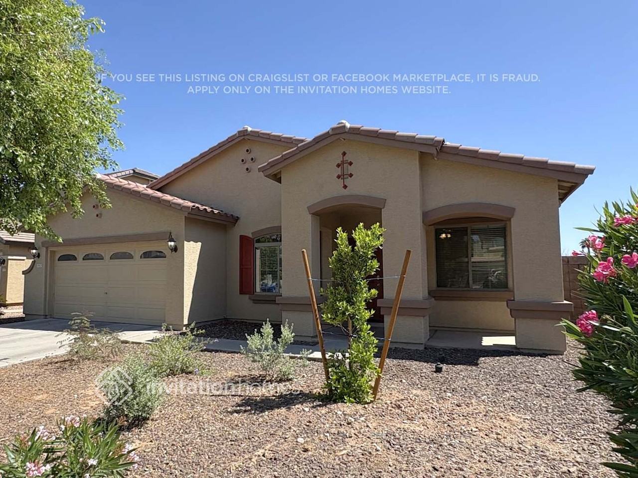 13621 W Avalon Dr - Photo 2 of 15