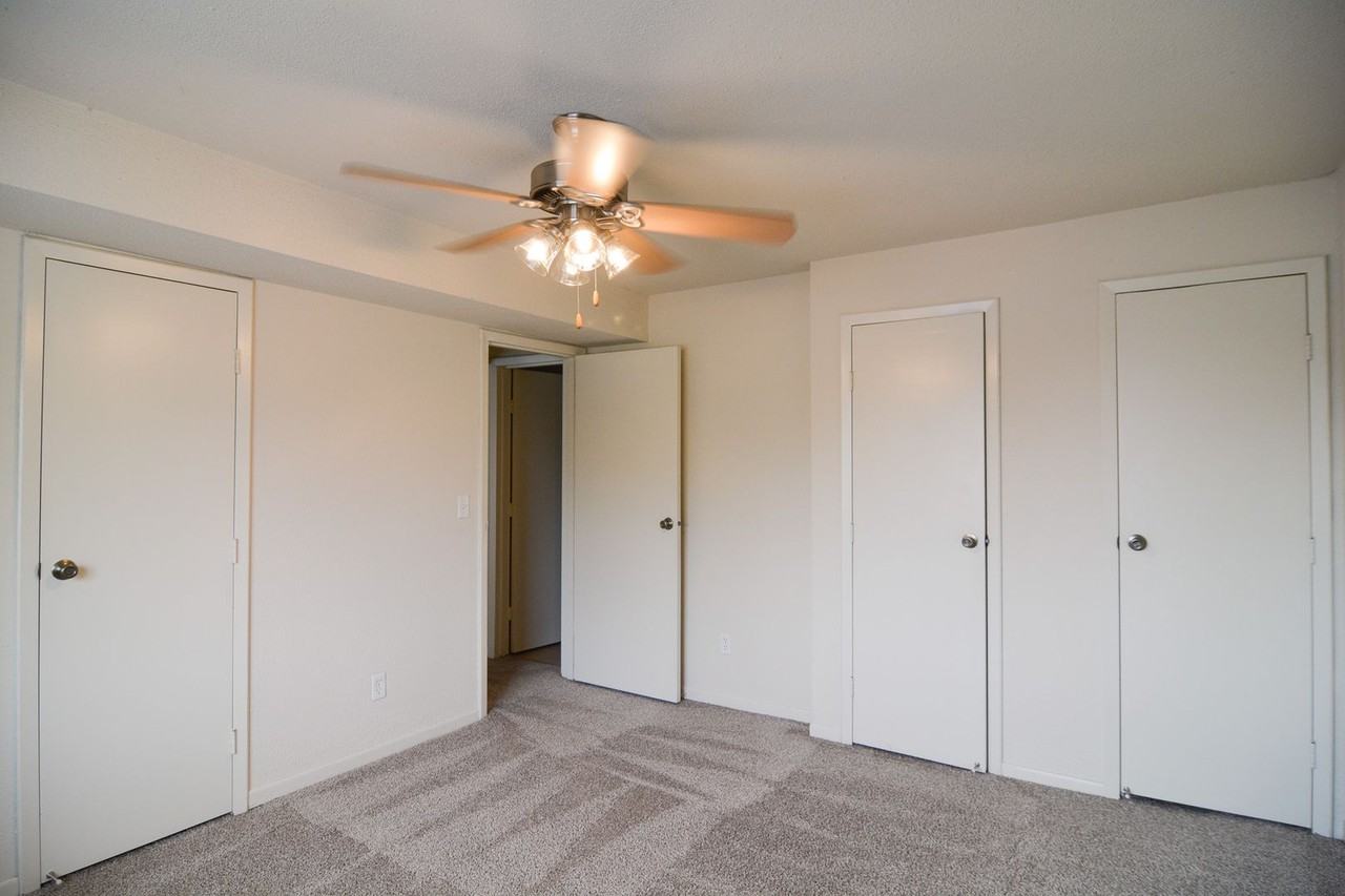 Woodridge Apartments - Photo 6 of 10