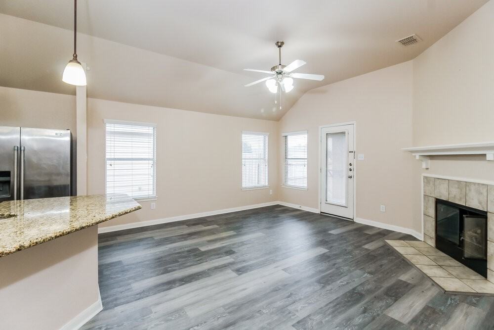 12153 Angel Food Ln - Photo 4 of 16