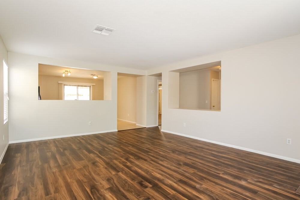 11815 W Columbine Dr - Photo 4 of 15
