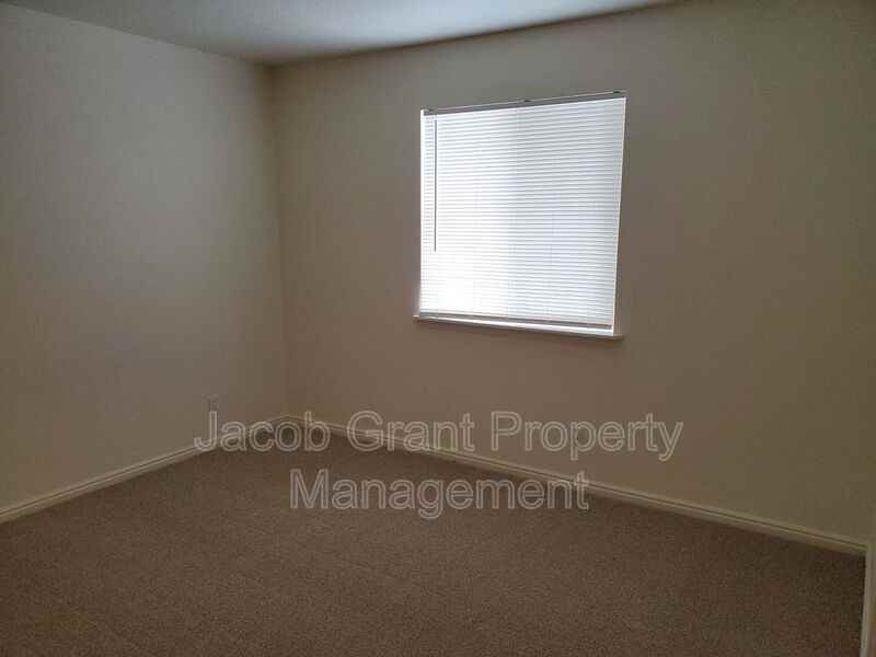 4946 Cole St #1 - Photo 6 of 21