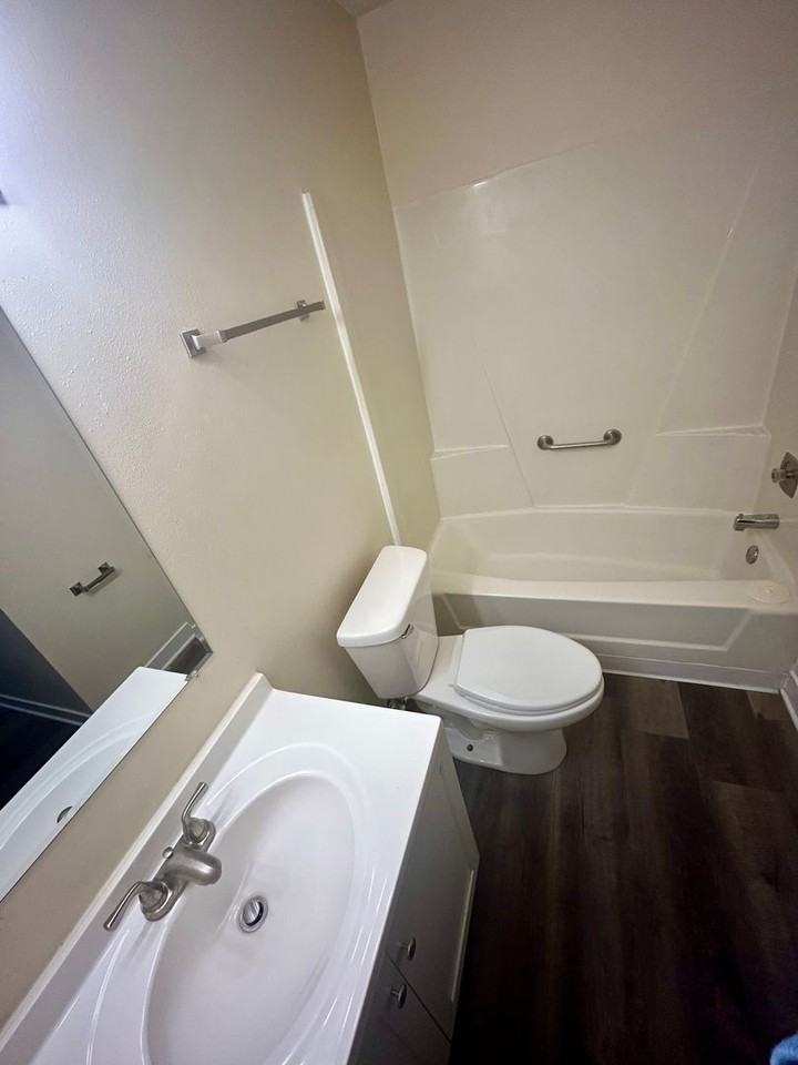 3607 Se 11th St - Photo 6 of 7