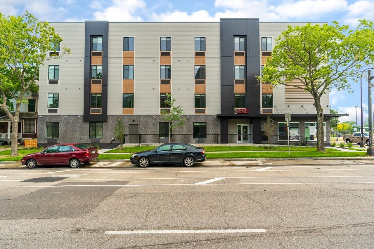 Park & Franklin Lofts - Photo 2 of 49