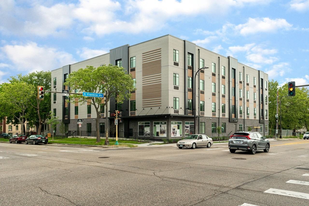 Park & Franklin Lofts - Photo 5 of 49