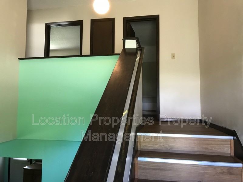 1304 Randall Rd - Photo 2 of 11