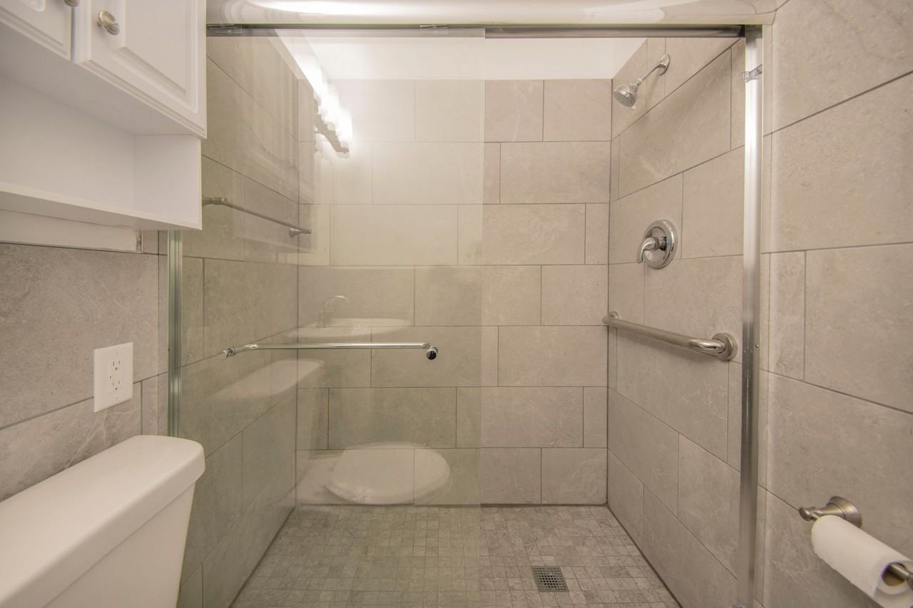 KAH Properties - 350 Building - Photo 3 of 27