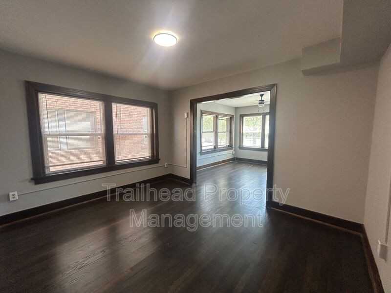 520 W 39th Ter #2 - Photo 2 of 7