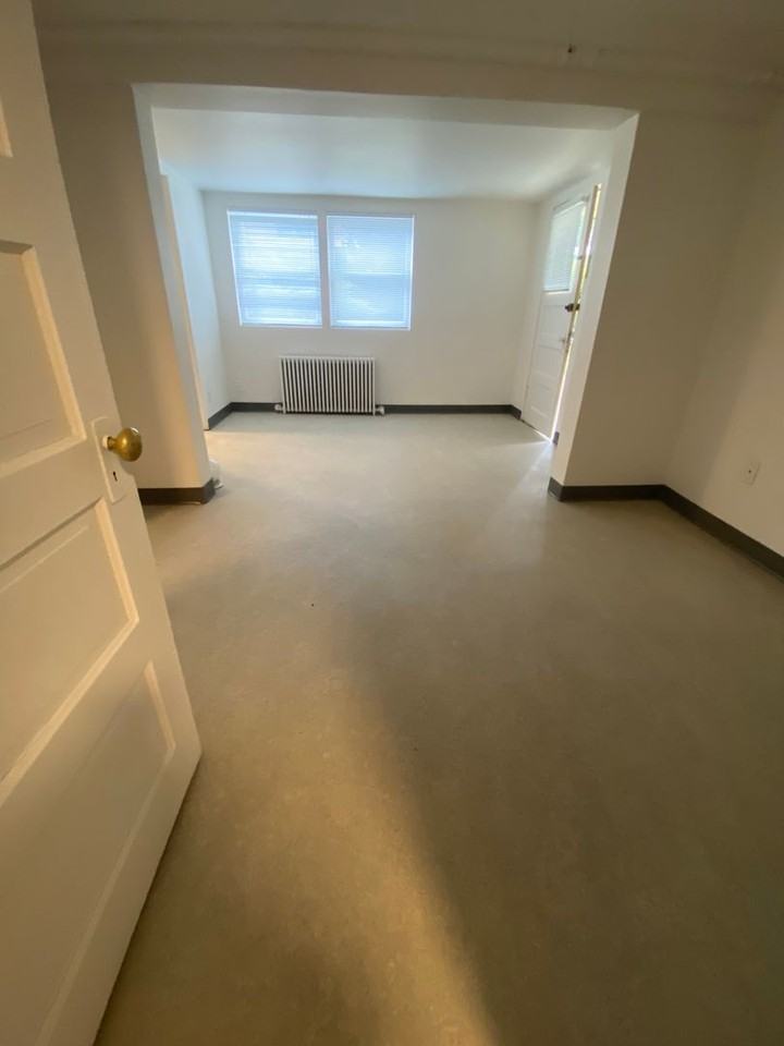 1860 Potter Street - Photo 2 of 7