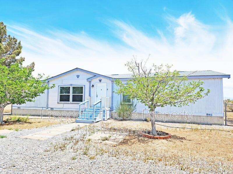 1781 Baradonna Rd - Photo 2 of 39