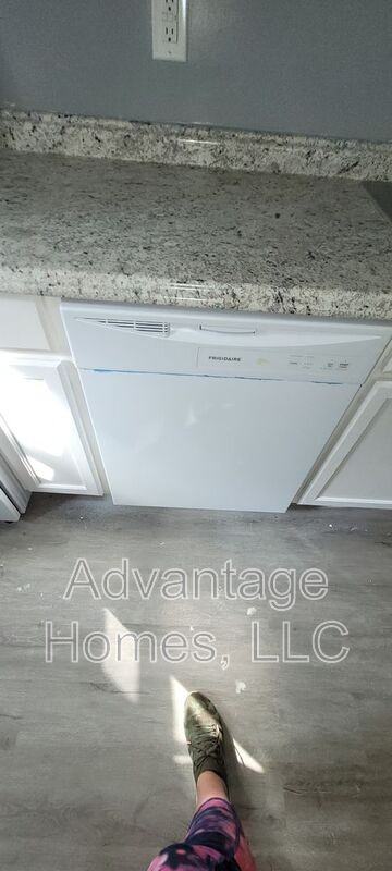 700 N 70th St - Photo 7 of 16