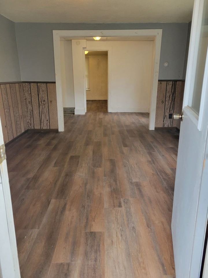 535 W Kinne St - Photo 3 of 27