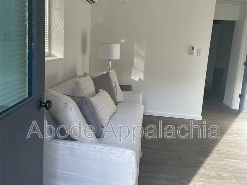 126 Melvina Dr #1 - Photo 2 of 10