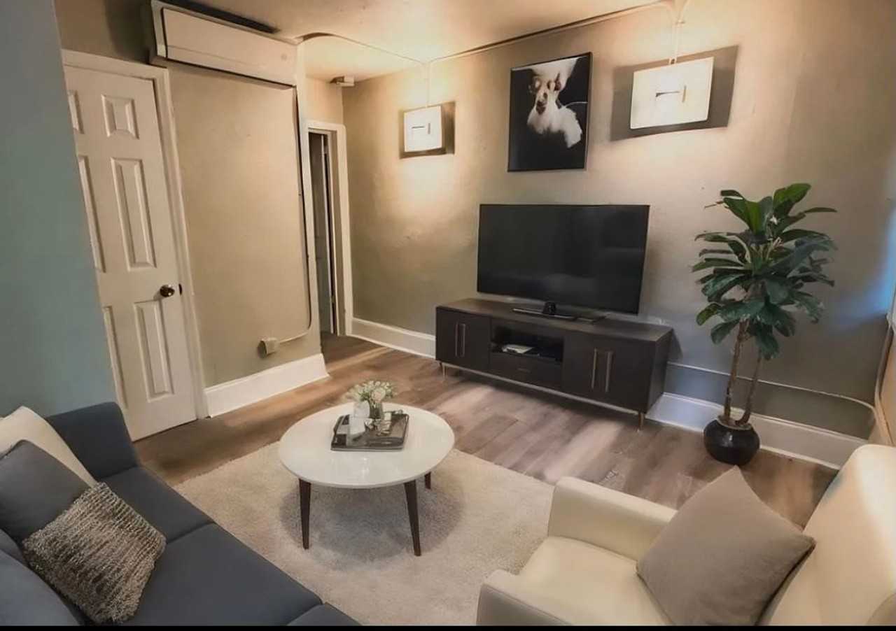 Discover Chic & Convenient Living at Robinson Gardens Apartments located in Marietta! - Photo 2 of 15