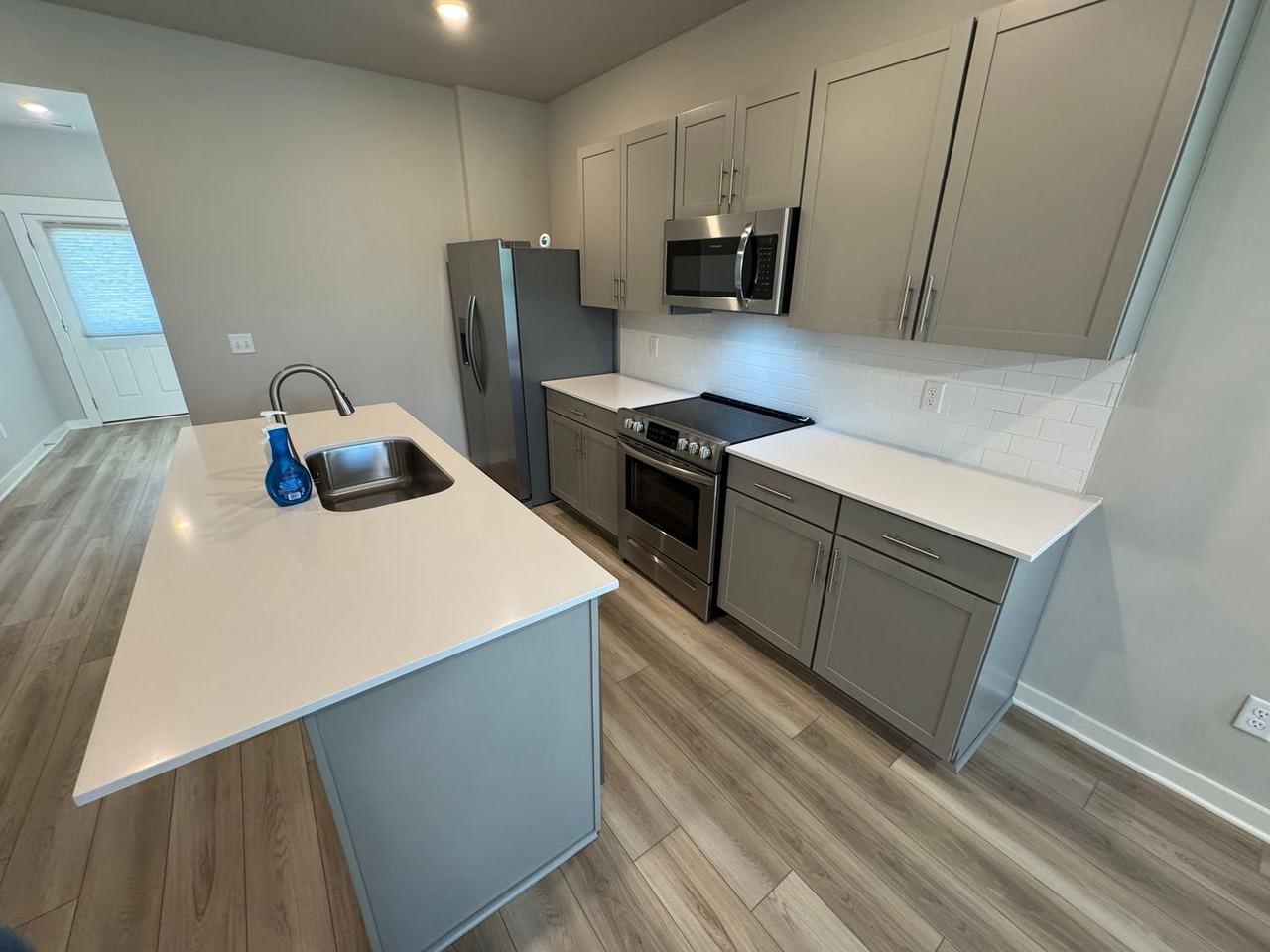 767 Mickelson Way - Photo 6 of 28