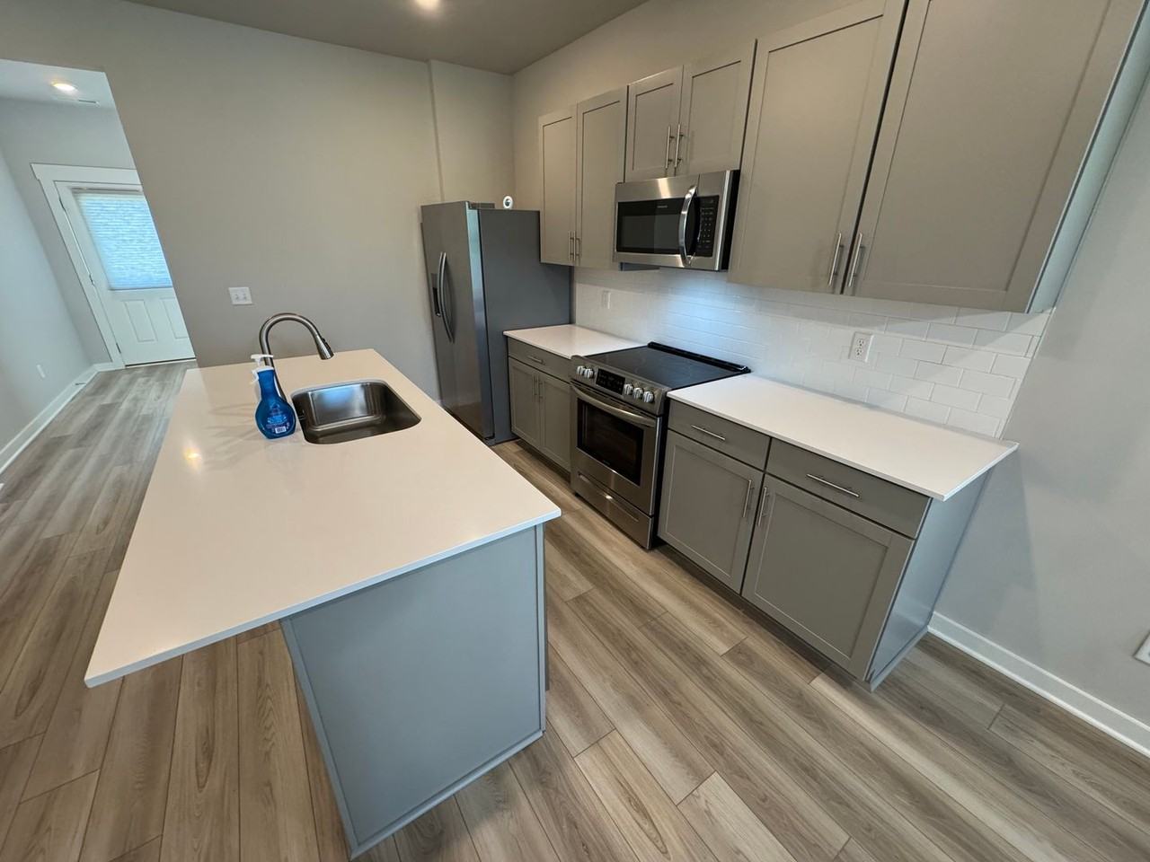 767 Mickelson Way - Photo 7 of 28