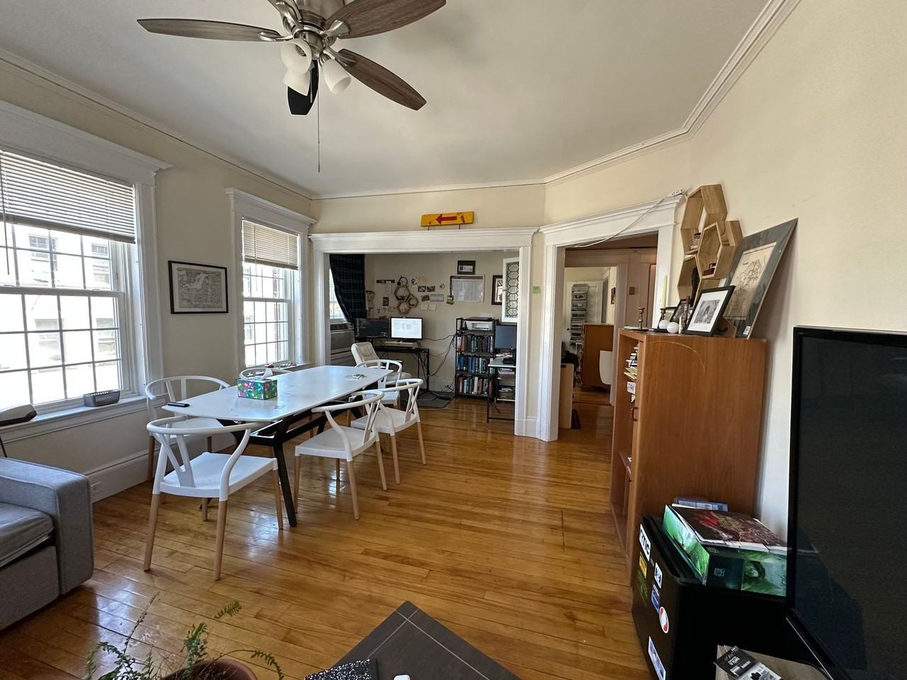 1277 Commonwealth Ave - Photo 2 of 18