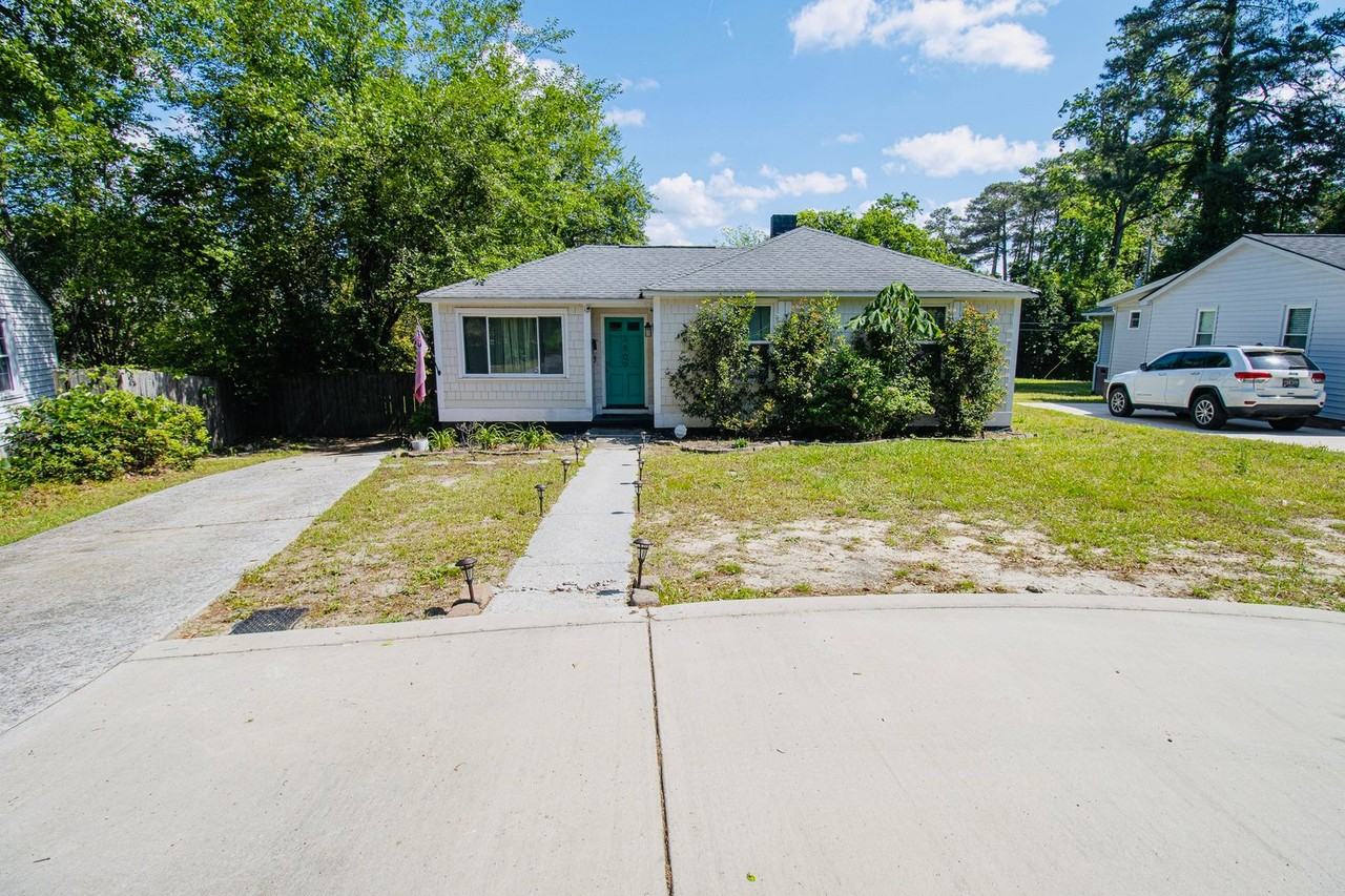 3809 Barwick St - Photo 2 of 19