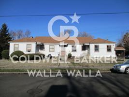 featured image of 40 S Clinton St
