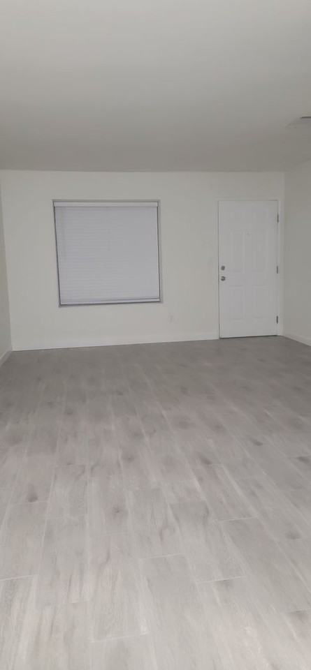 3200 Brookside Dr - Photo 3 of 11