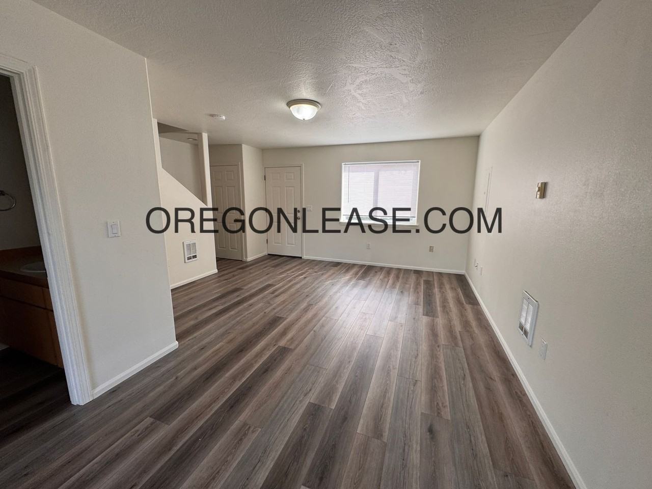 270 270 s 41 place - 270 s 41st place #1 - Photo 4 of 10