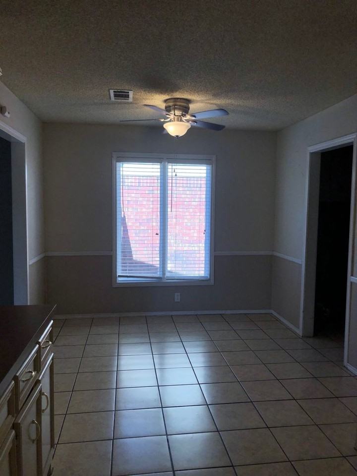 2737 79th St - Photo 5 of 15