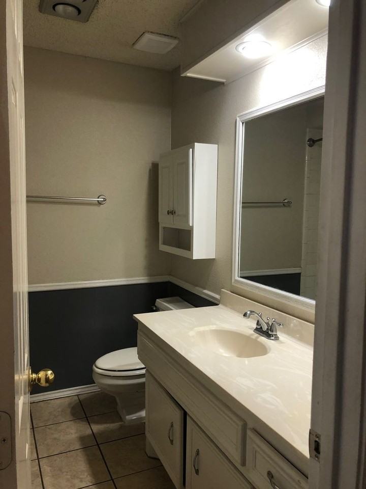 2737 79th St - Photo 7 of 15