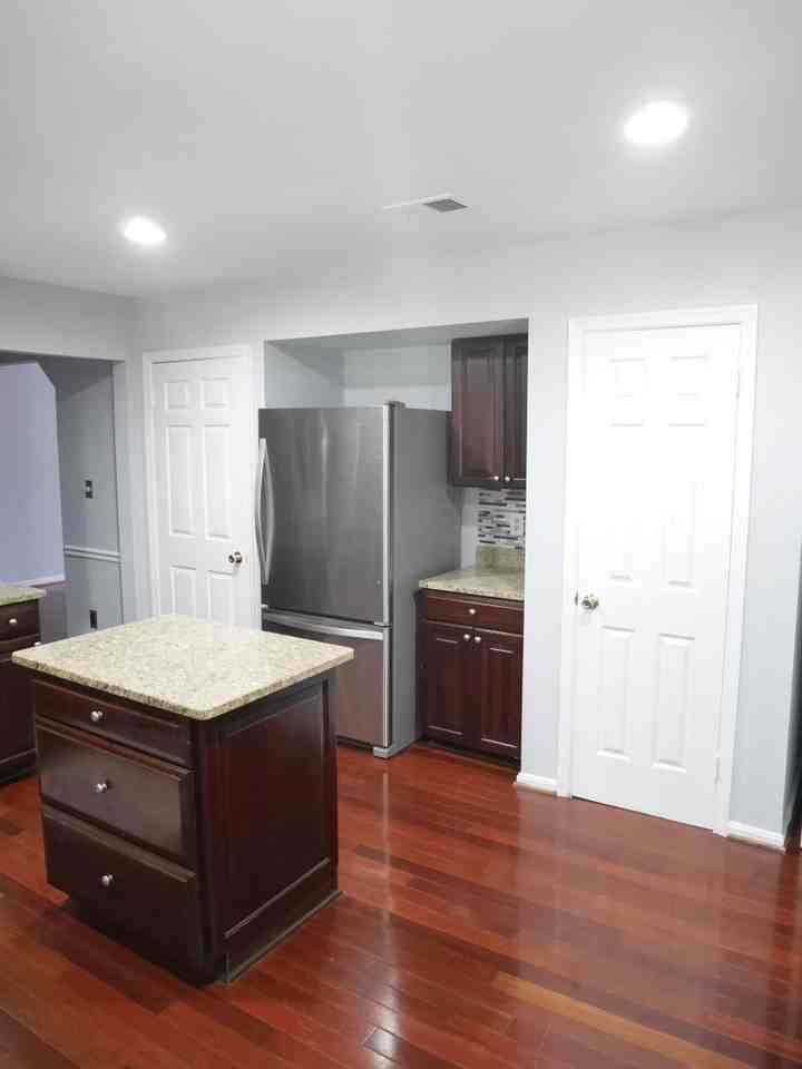 13706 Primrose Ct - Photo 4 of 31