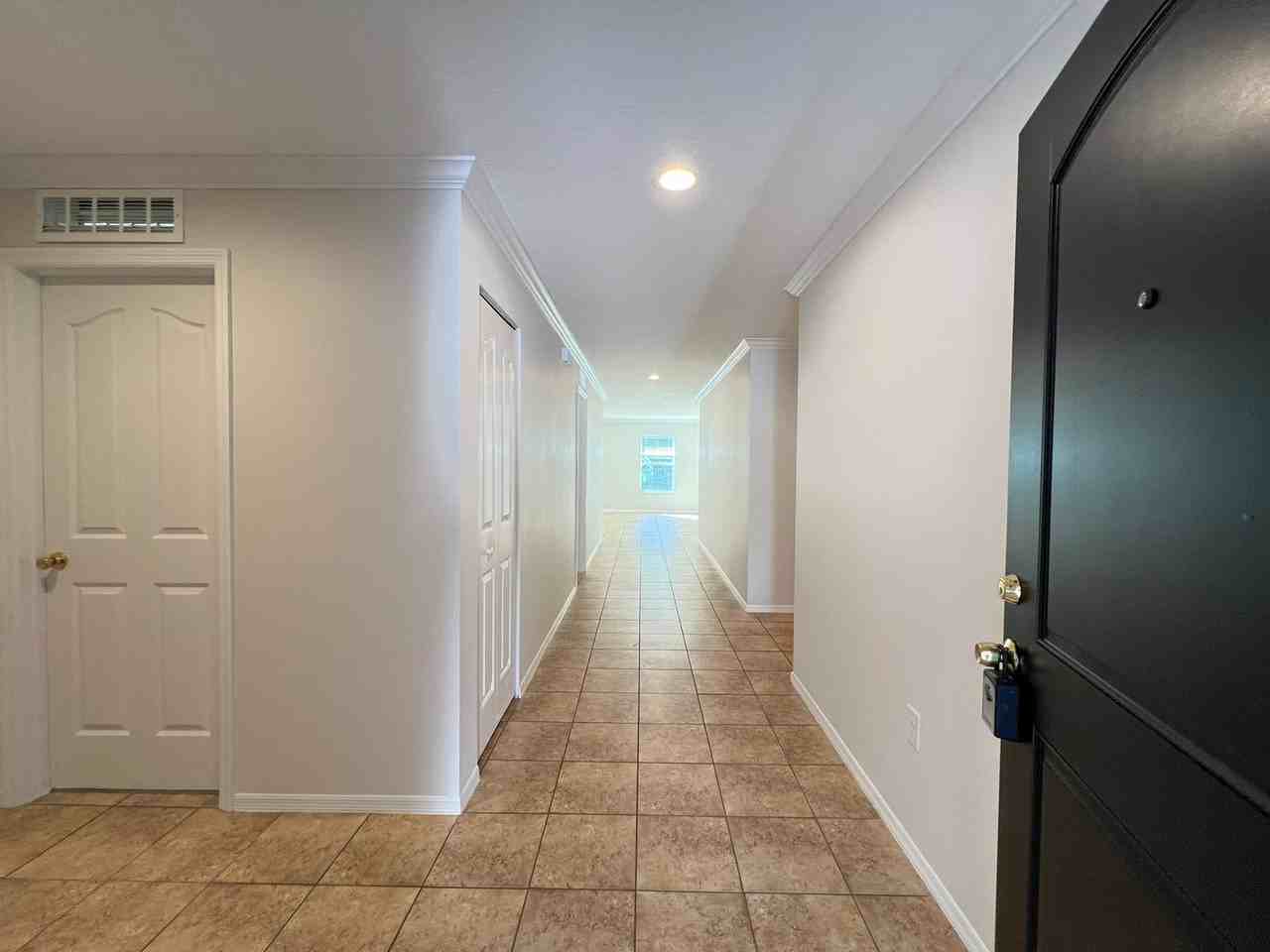 13740 Laranja St - Photo 2 of 28