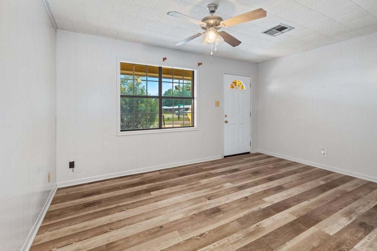1613 Scott Blvd - Photo 3 of 10