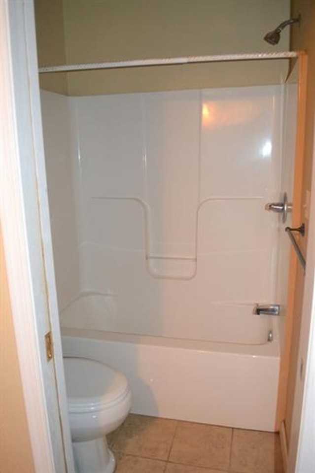 110 Aaron Pl #106 - Photo 6 of 17