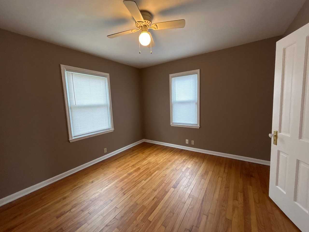 19819 Detroit Ave - Photo 2 of 7