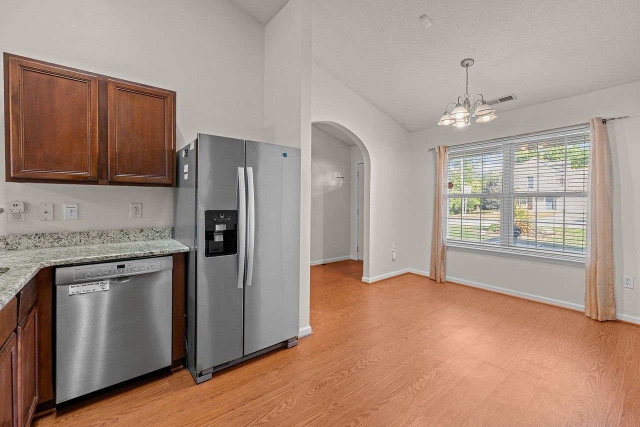 4109 Fawn Glen Dr - Photo 7 of 39