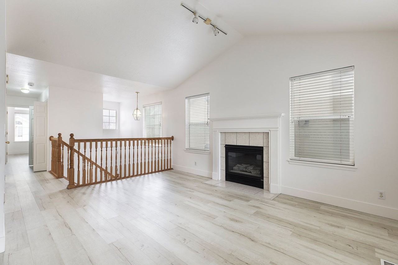 2024 E Cotton Willow Ln - Photo 2 of 14