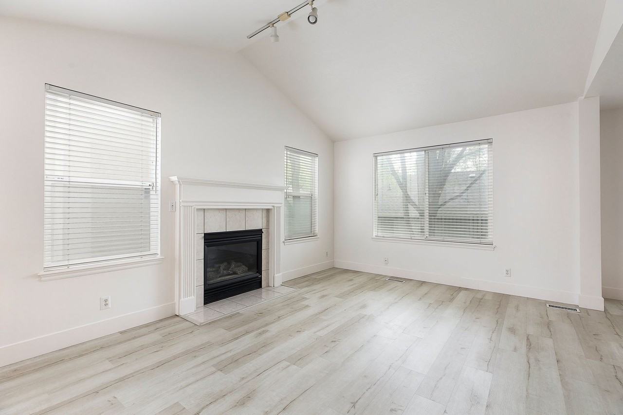 2024 E Cotton Willow Ln - Photo 3 of 14