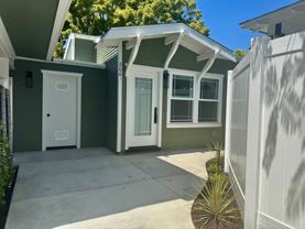 206 W Brookdale Pl - Photo 1 of 1