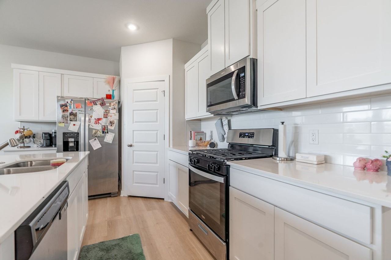 4789 W Triangle St - Photo 6 of 19