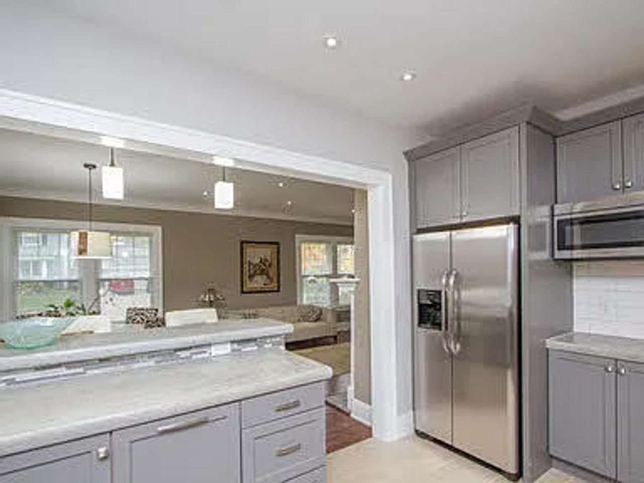 1601 Circular Rd - Photo 4 of 17