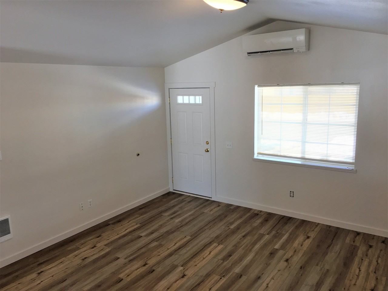 2602 N Ellington St - Photo 5 of 23
