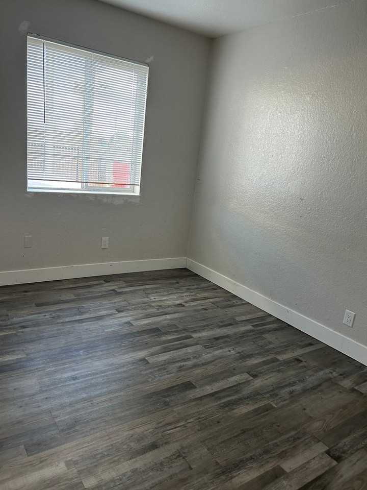 2315 Willow Pass Rd - Photo 5 of 11